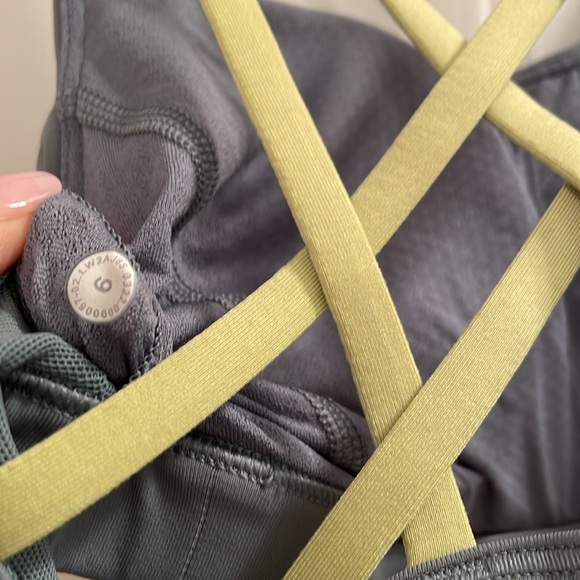 Lululemon Free to Be Serene Tidewater Teal Size 6 - Picture 5 of 5